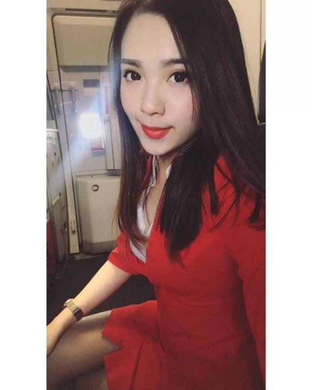 午夜低语 166网主播